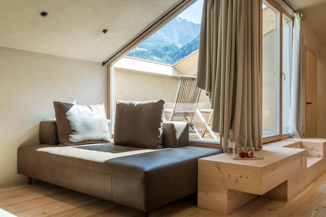 Hotel Bad Schoergau Sarentino Exterior foto
